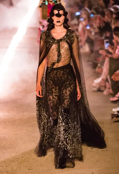 Look 44